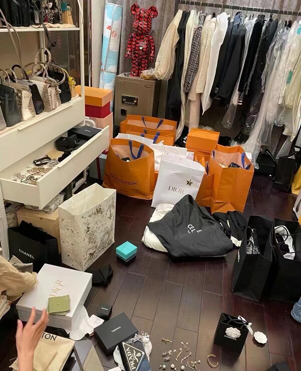 南京市秦淮回收顶奢鞋服
